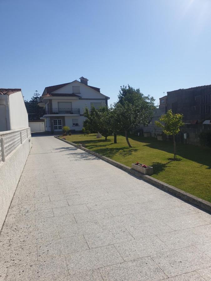 Apartamento Ático en O Grove con jardín  Exterior foto